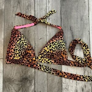 VICTORIA’S SECRET Push Up Halter Bikini Swimsuit Top Padded Cheetah Leopard